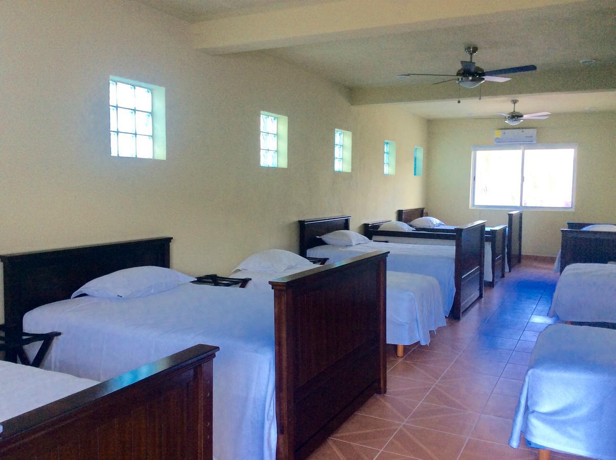 Casa Paloma Blanca Hostel Isla Mujeres Kültér fotó